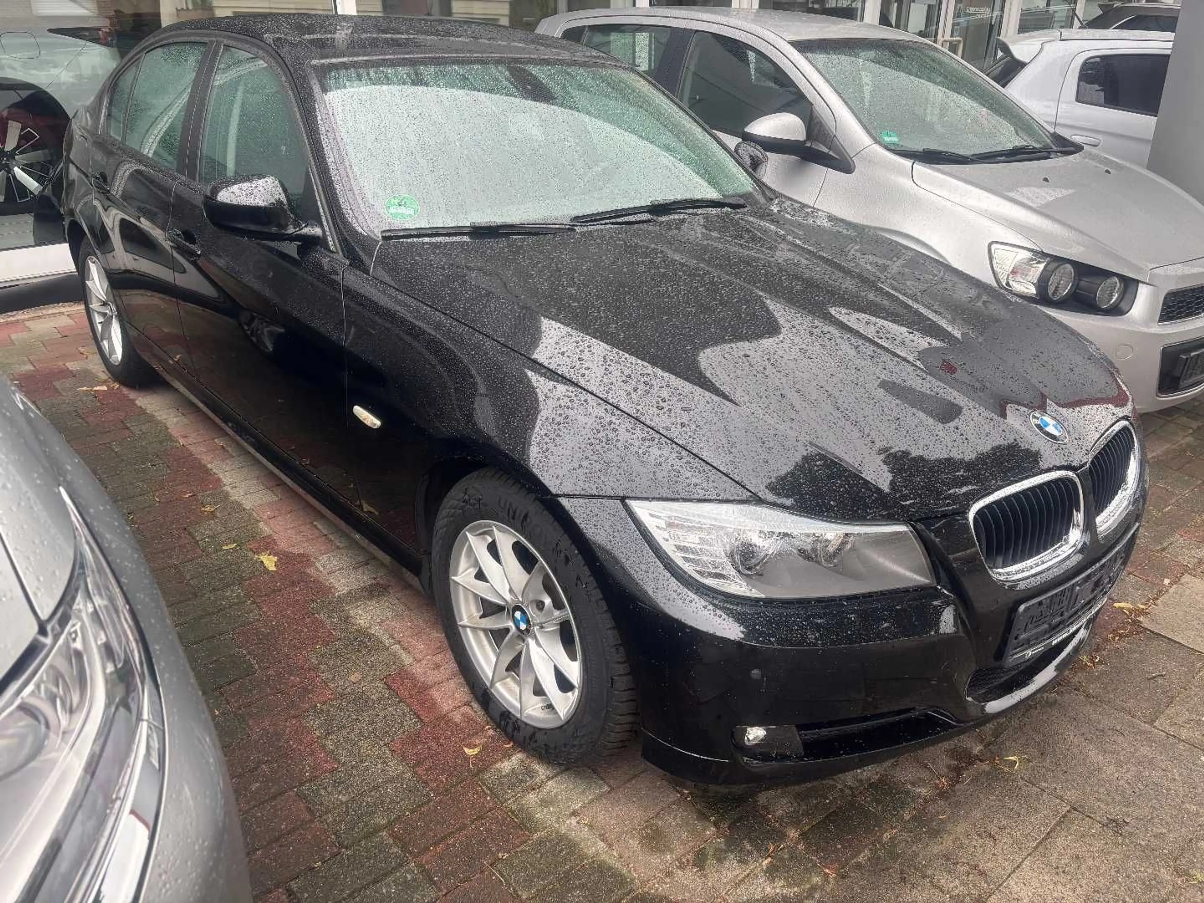 BMW 318 I — photo 8