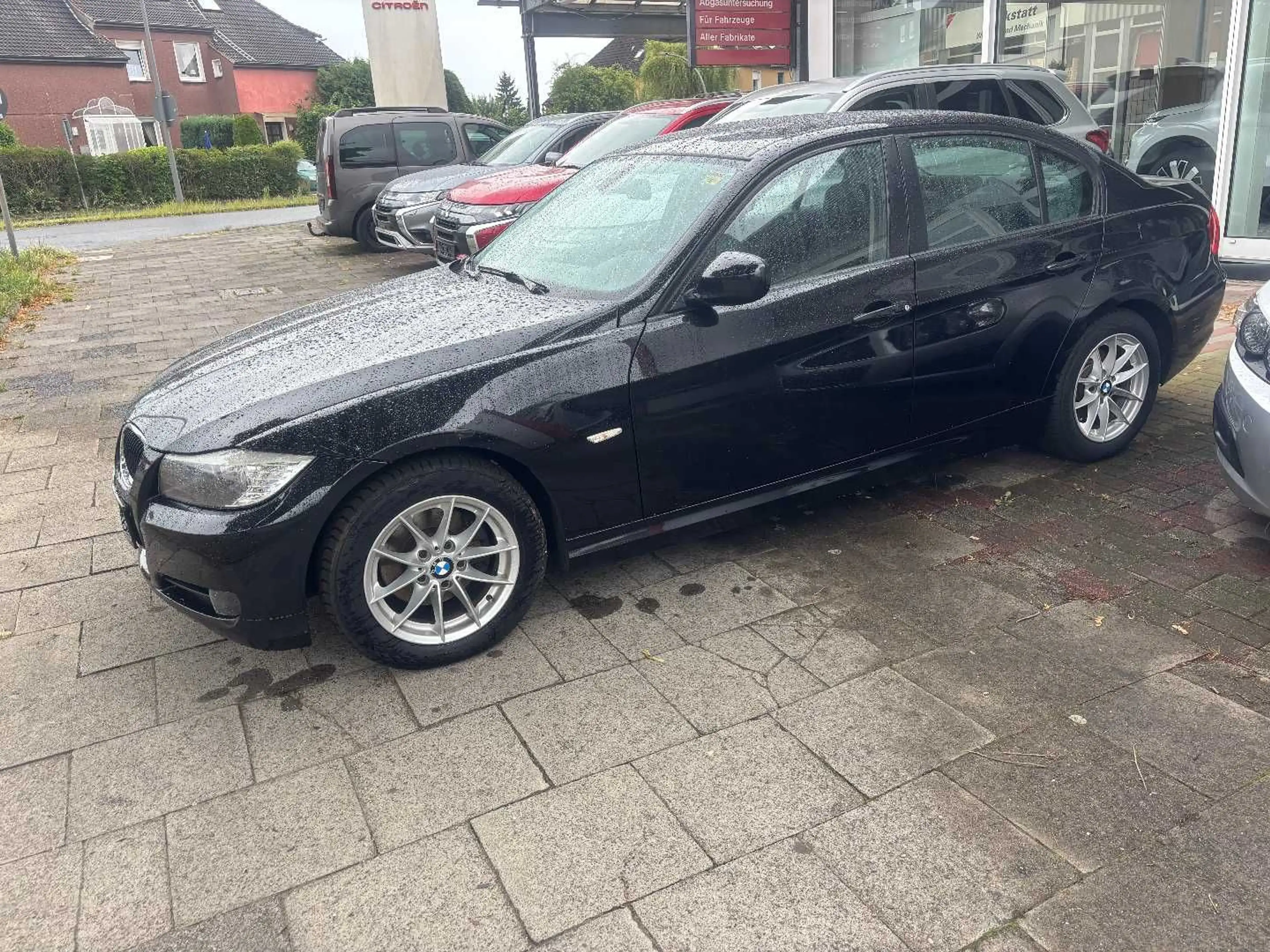 BMW 318 I — photo 3