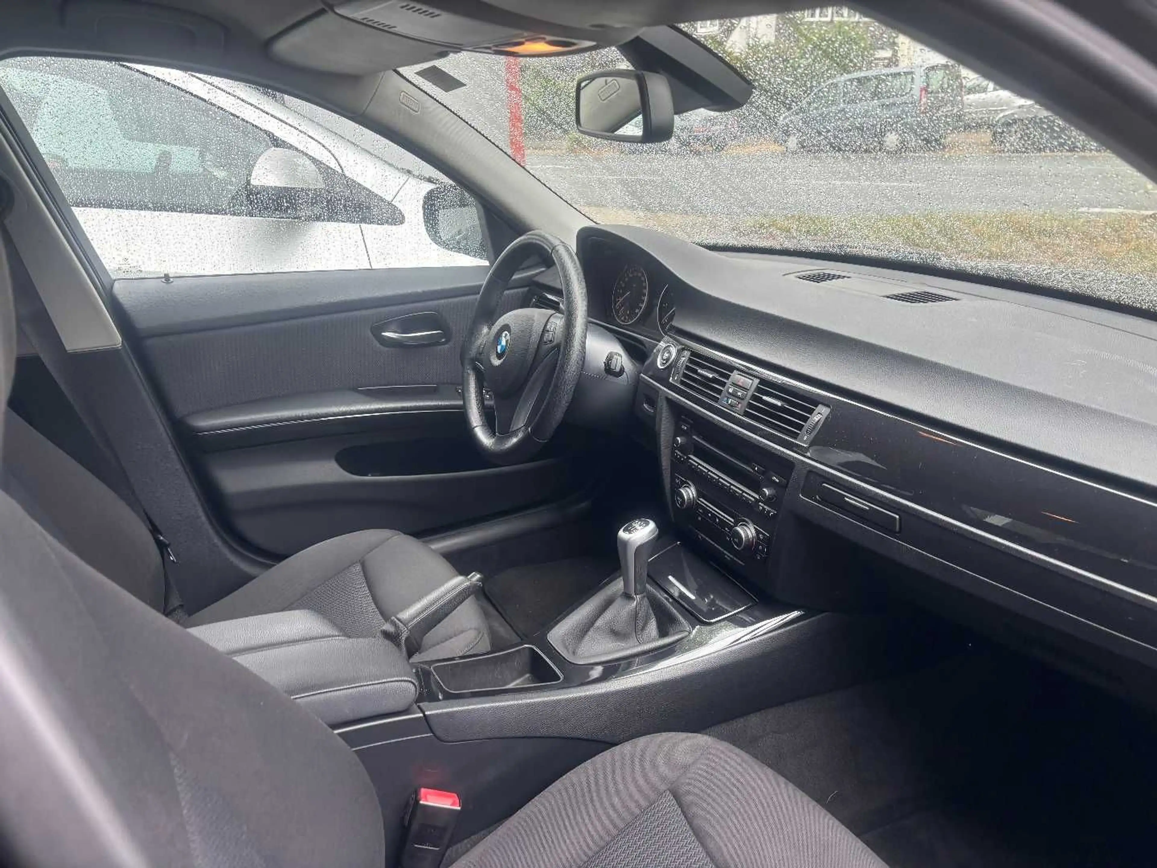 BMW 318 I — photo 13