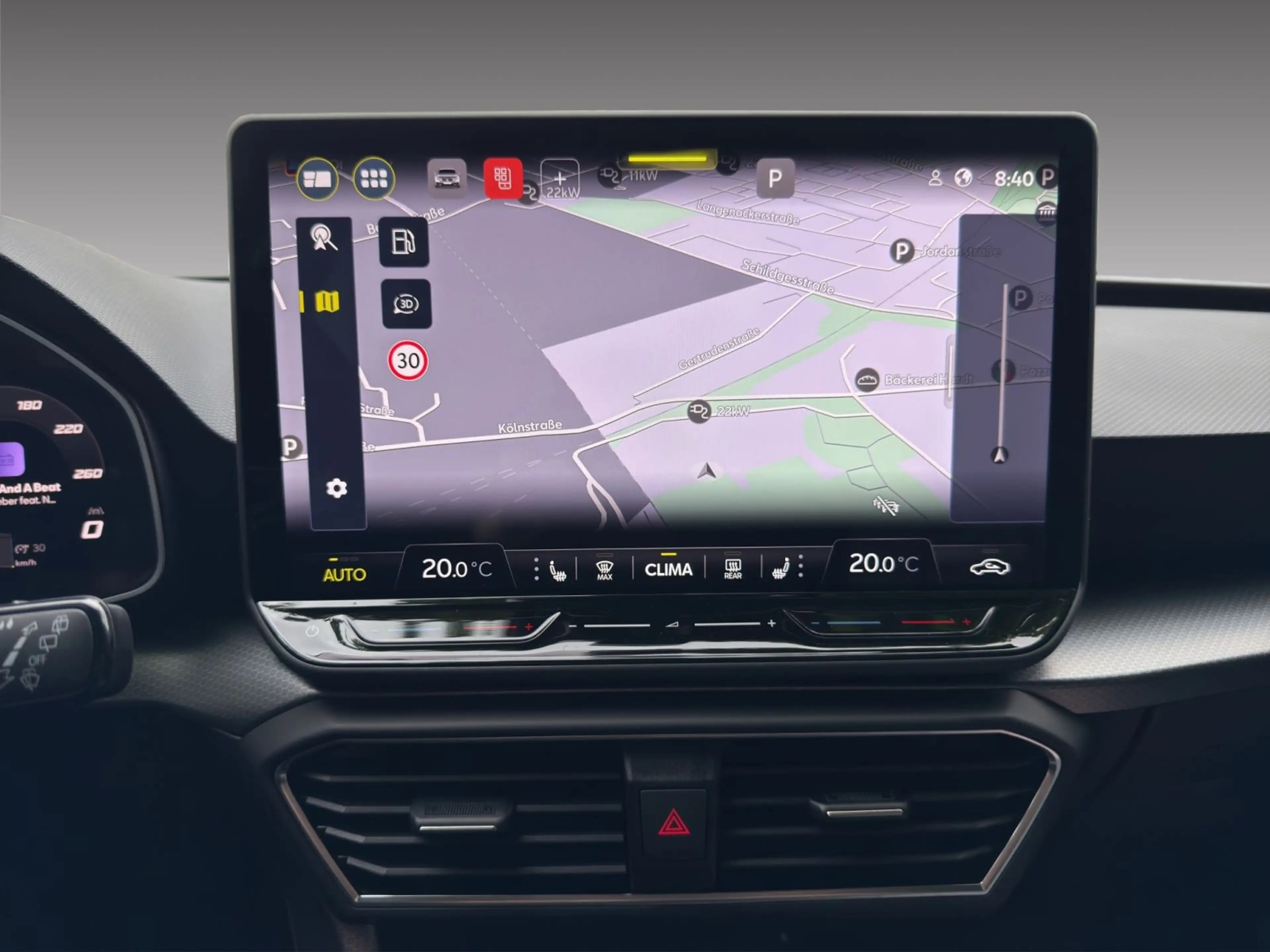 SEAT Leon Road Edition 1.5TSI DSG — photo 13