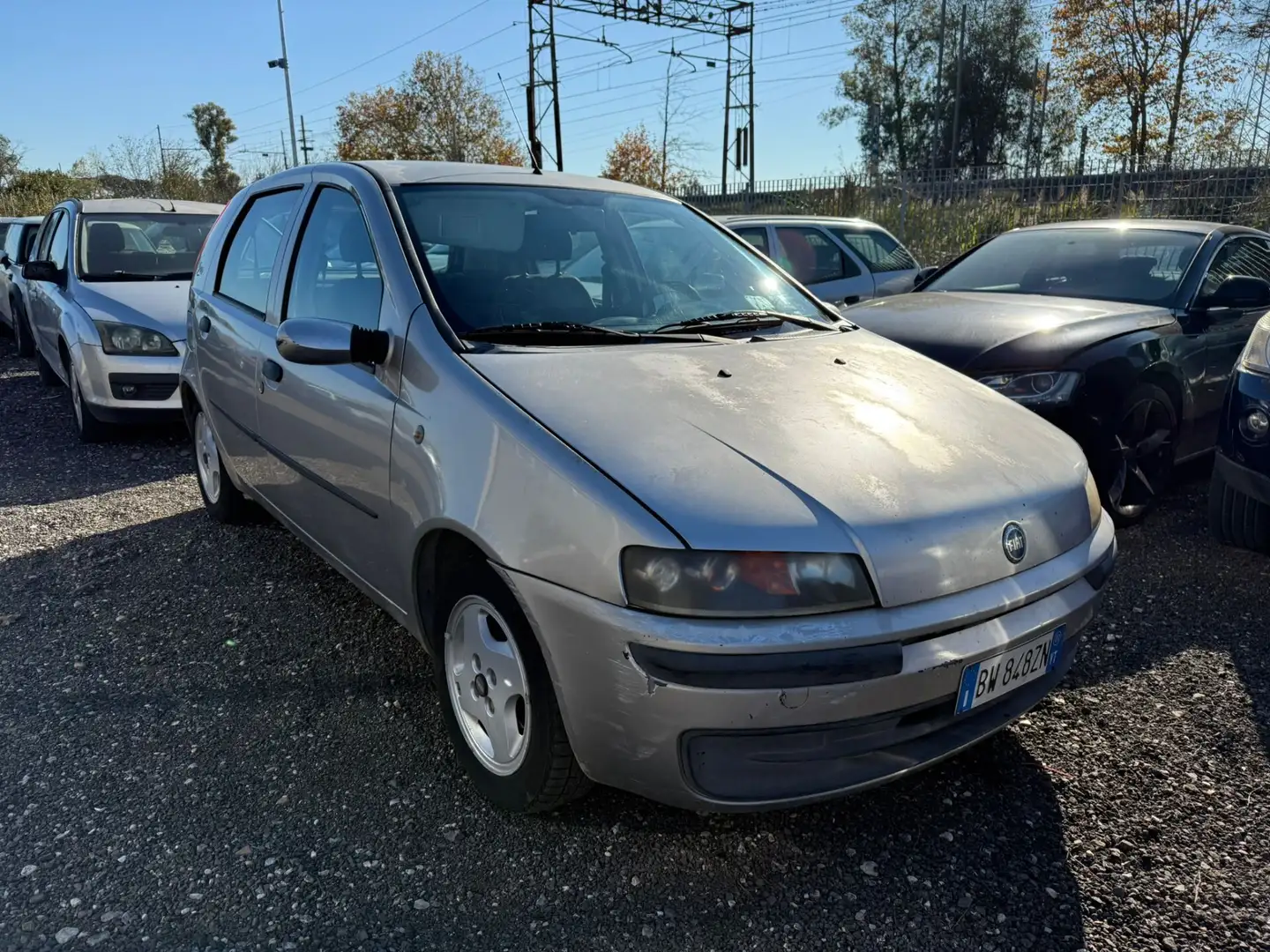 Fiat Punto 1.2i cat 5 porte ELX Argento - 1