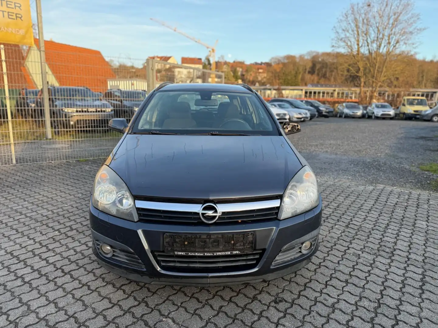 Opel Astra H 1.6i Edition Klima Tempomat AHK TÜV10.26 Grau - 2