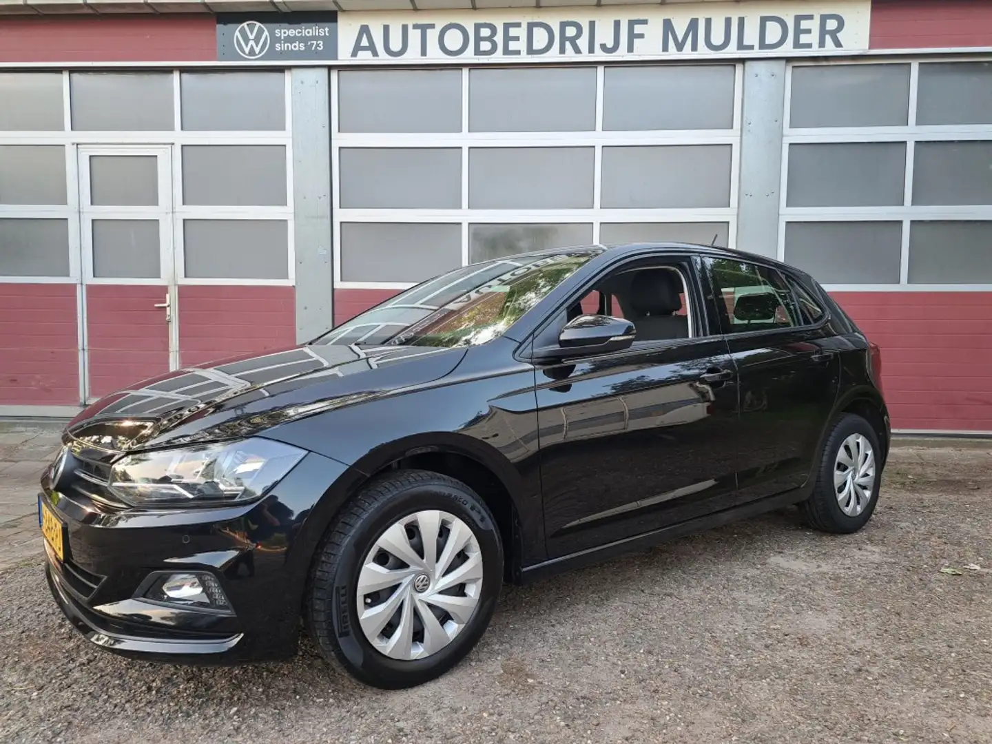 Volkswagen Polo 1.0 TSI 95 Pk Comfortl Bs Acc Nav. Apple CarPlay 5 Negro - 1