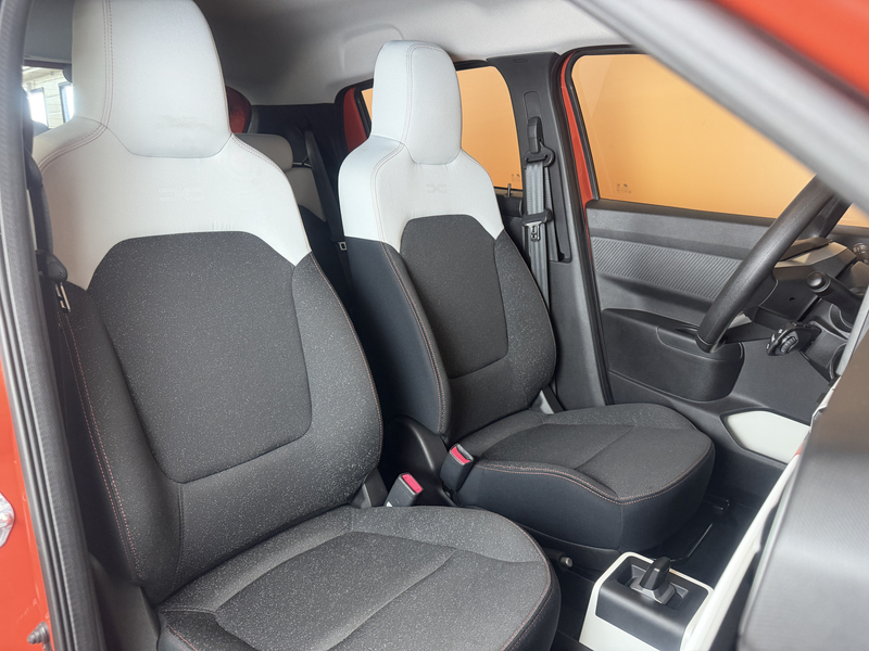 Dacia Spring Expression 65 26.8 kWh fabrieksgar 9/27 | batt gar — photo 10
