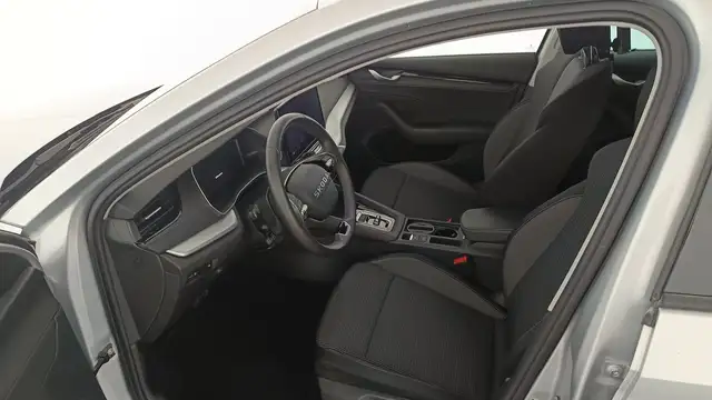 Skoda Octavia view 9