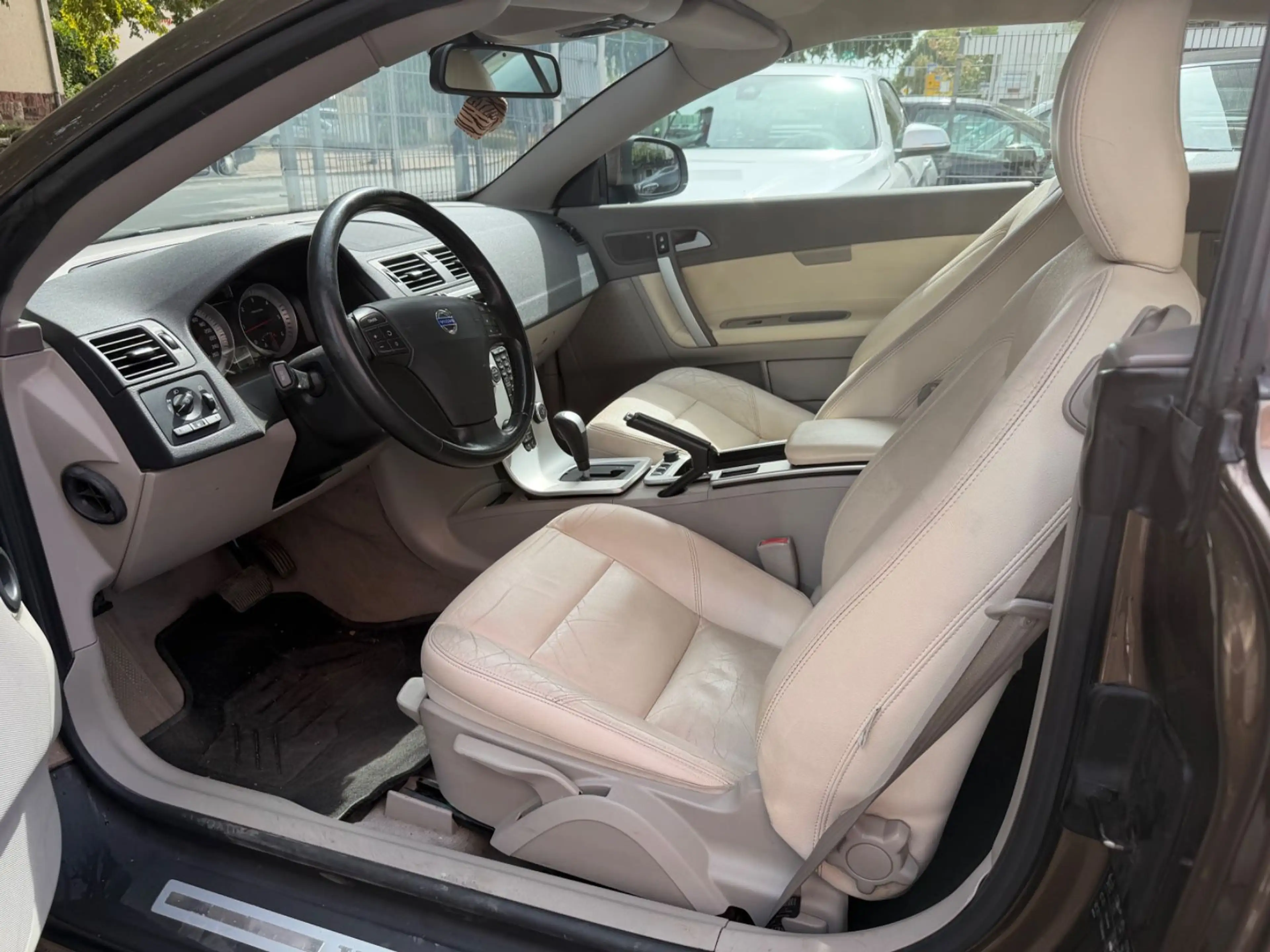 Volvo C70 Cabriolet D3 Momentum 1.Hand Leder Xenon — photo 14