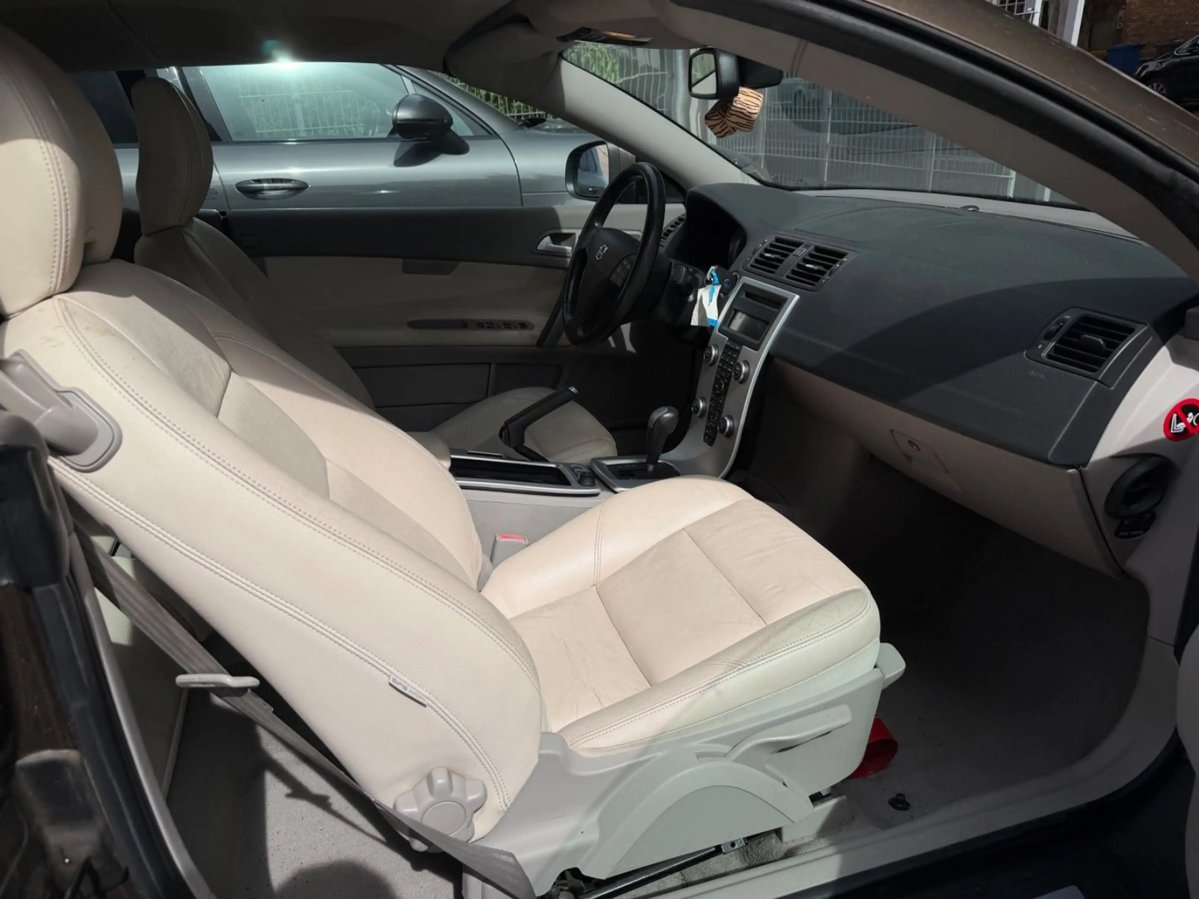 Volvo C70 Cabriolet D3 Momentum 1.Hand Leder Xenon — photo 11