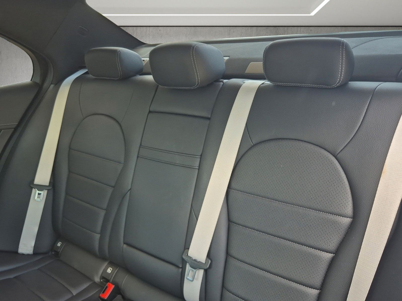 Mercedes-Benz C 300 C300d AMG Pano Burmester LED 360 Leder Night — photo 12