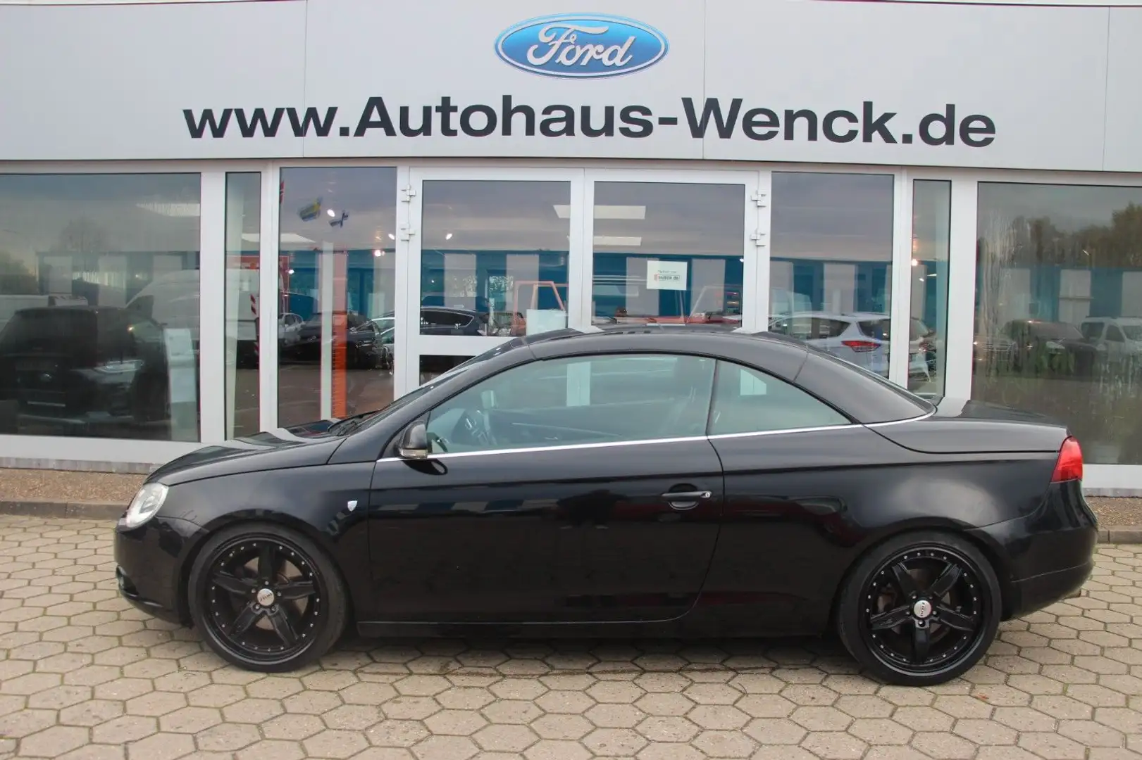 Volkswagen Eos 2.0 Turbo*LEDER*NAVI*EURO*TÜV 03-2024*EXPORT Noir - 1