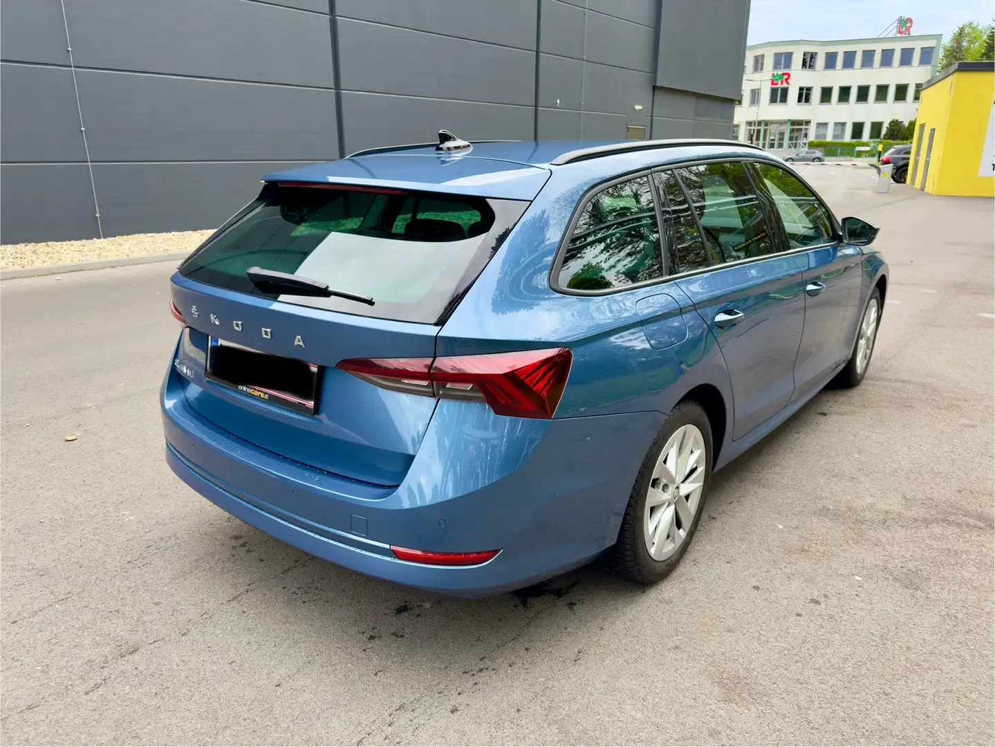 Skoda Octavia Combi 1,5 TSI ACT Business - 2
