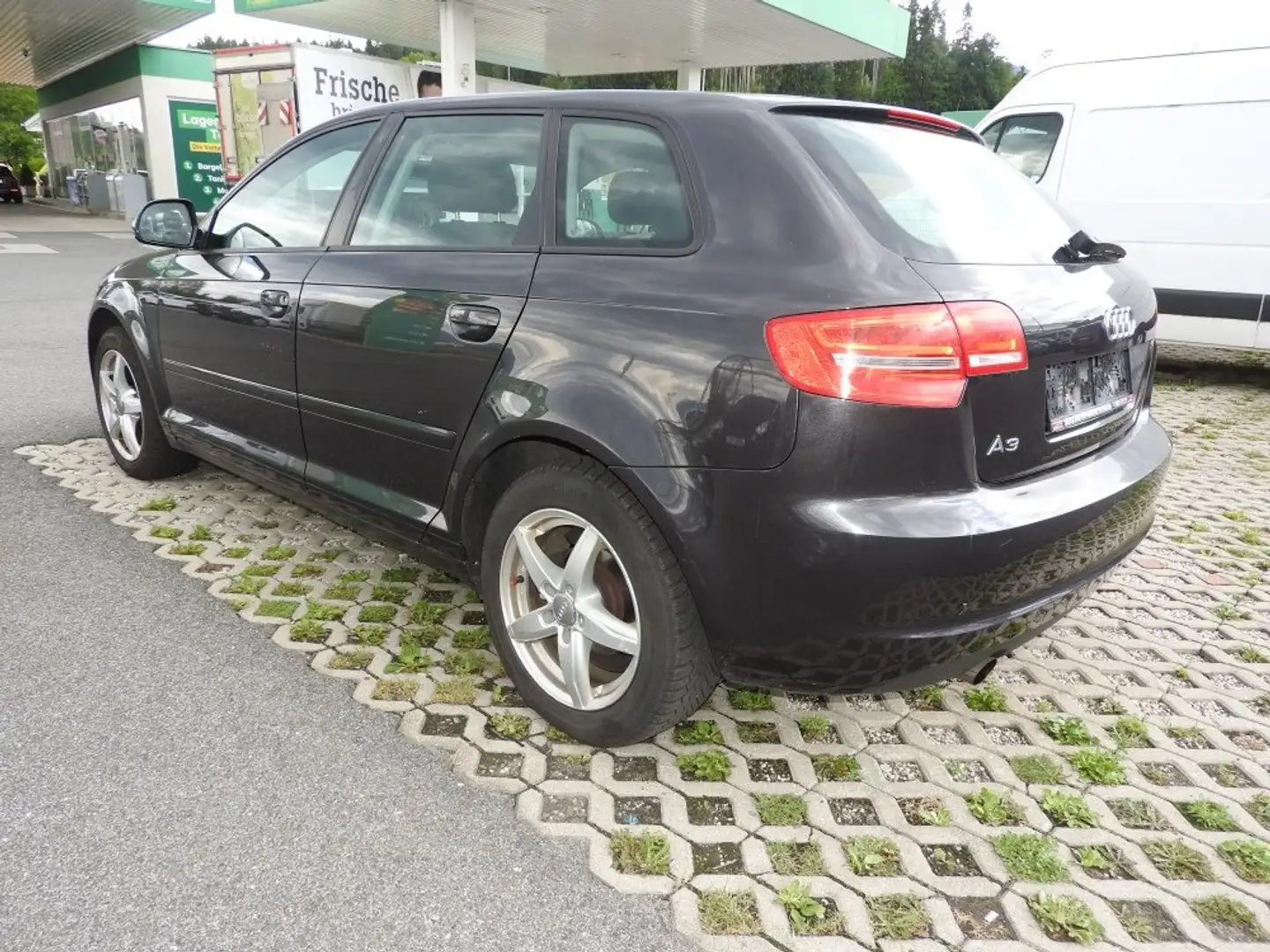 Audi A3 SB 1,6 Limited Edition Grau - 2