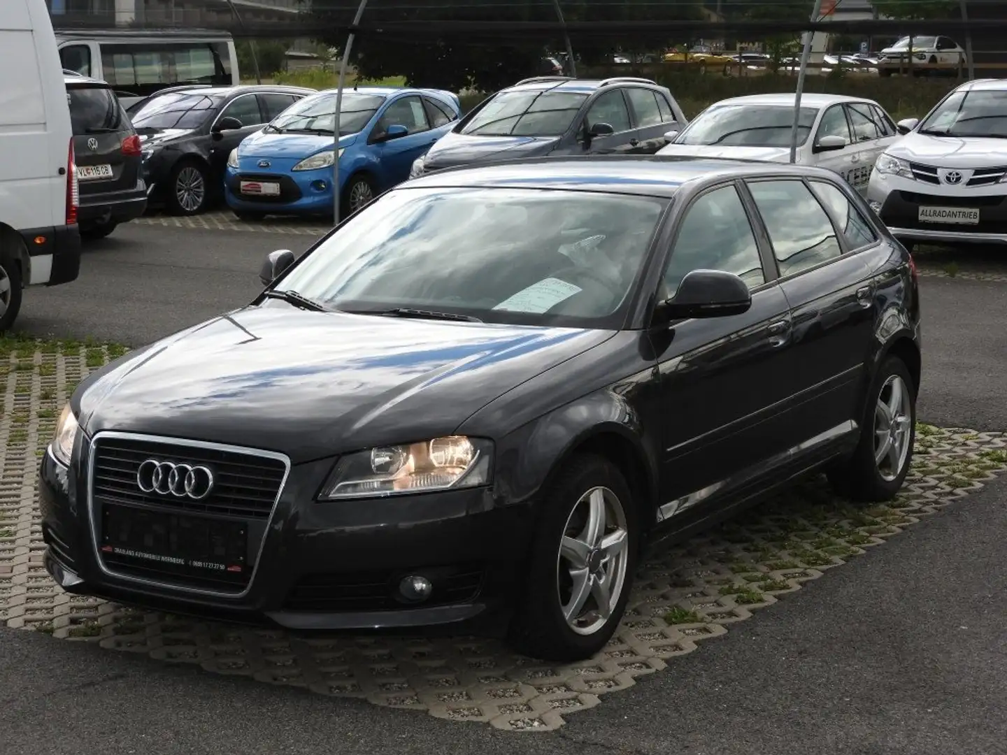 Audi A3 SB 1,6 Limited Edition Grau - 1