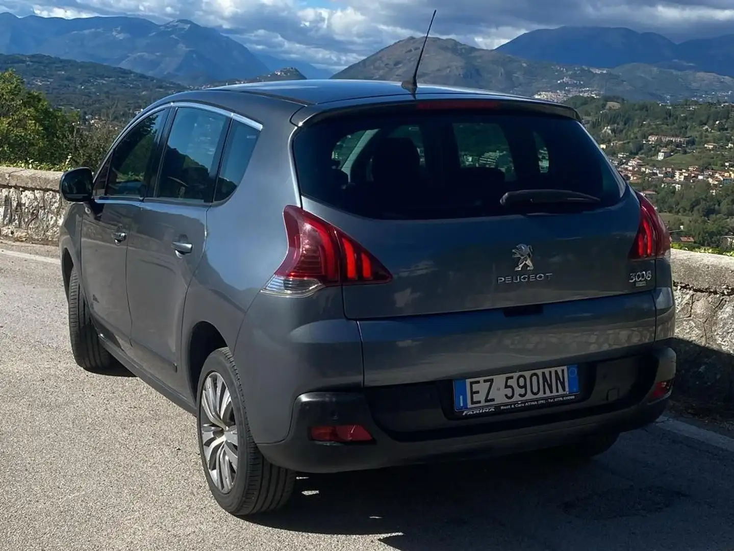 Peugeot 3008 3008 I 1.6 e-hdi 8v Allure s Gris - 2