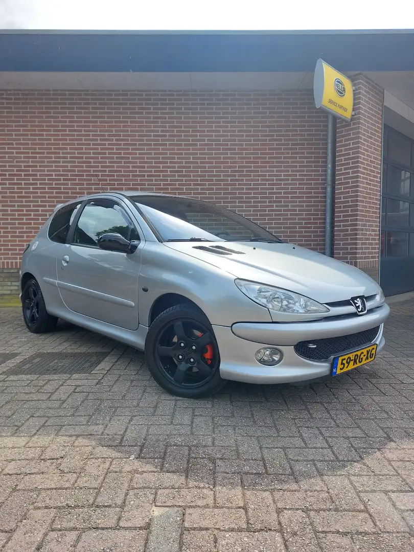 Peugeot 206 110 Quiksilver Grijs - 2