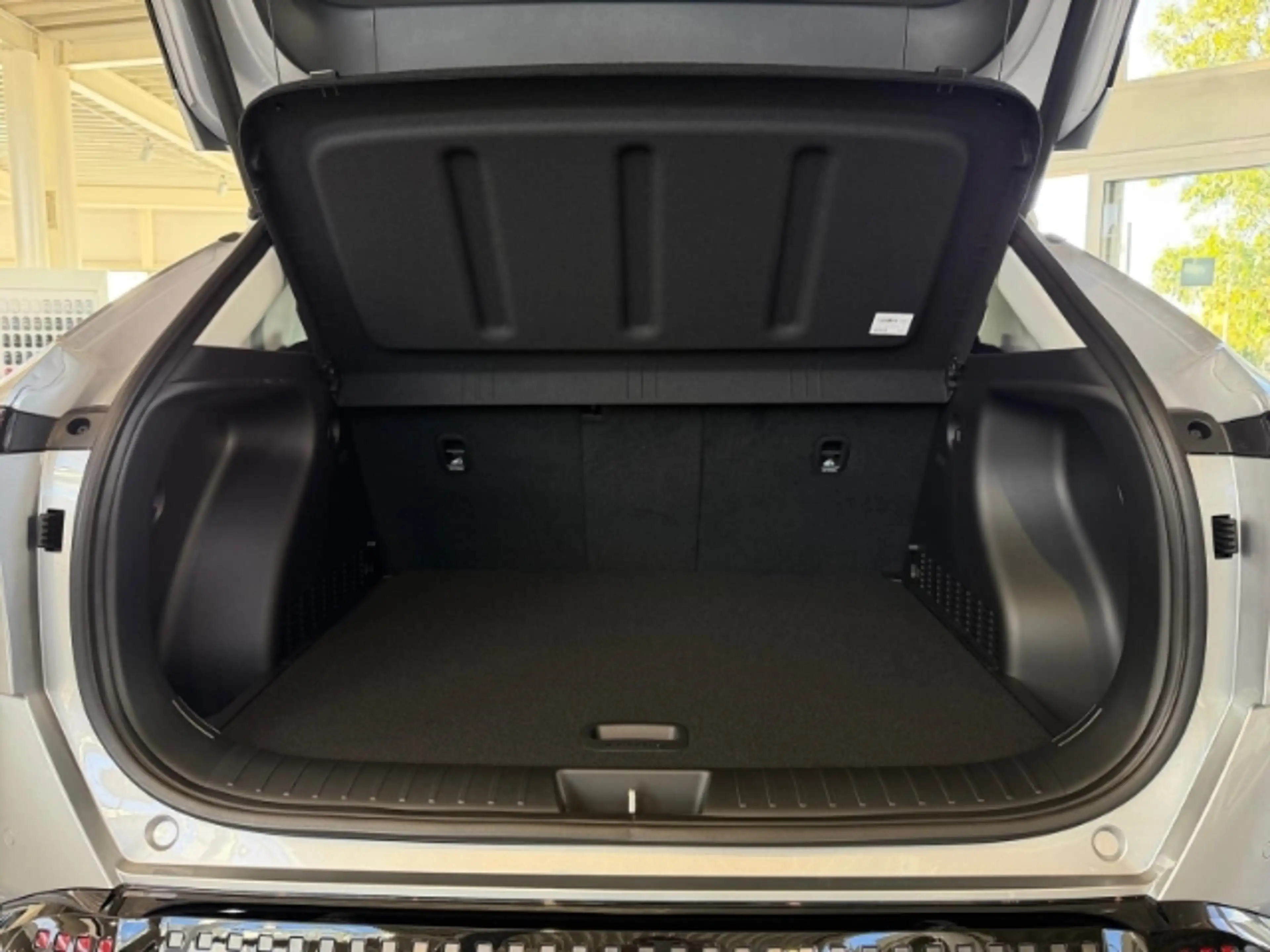 Hyundai KONA 2WD EV (MY27) 65kWh (204 PS)2WD Trend+el. Heckklap — photo 12