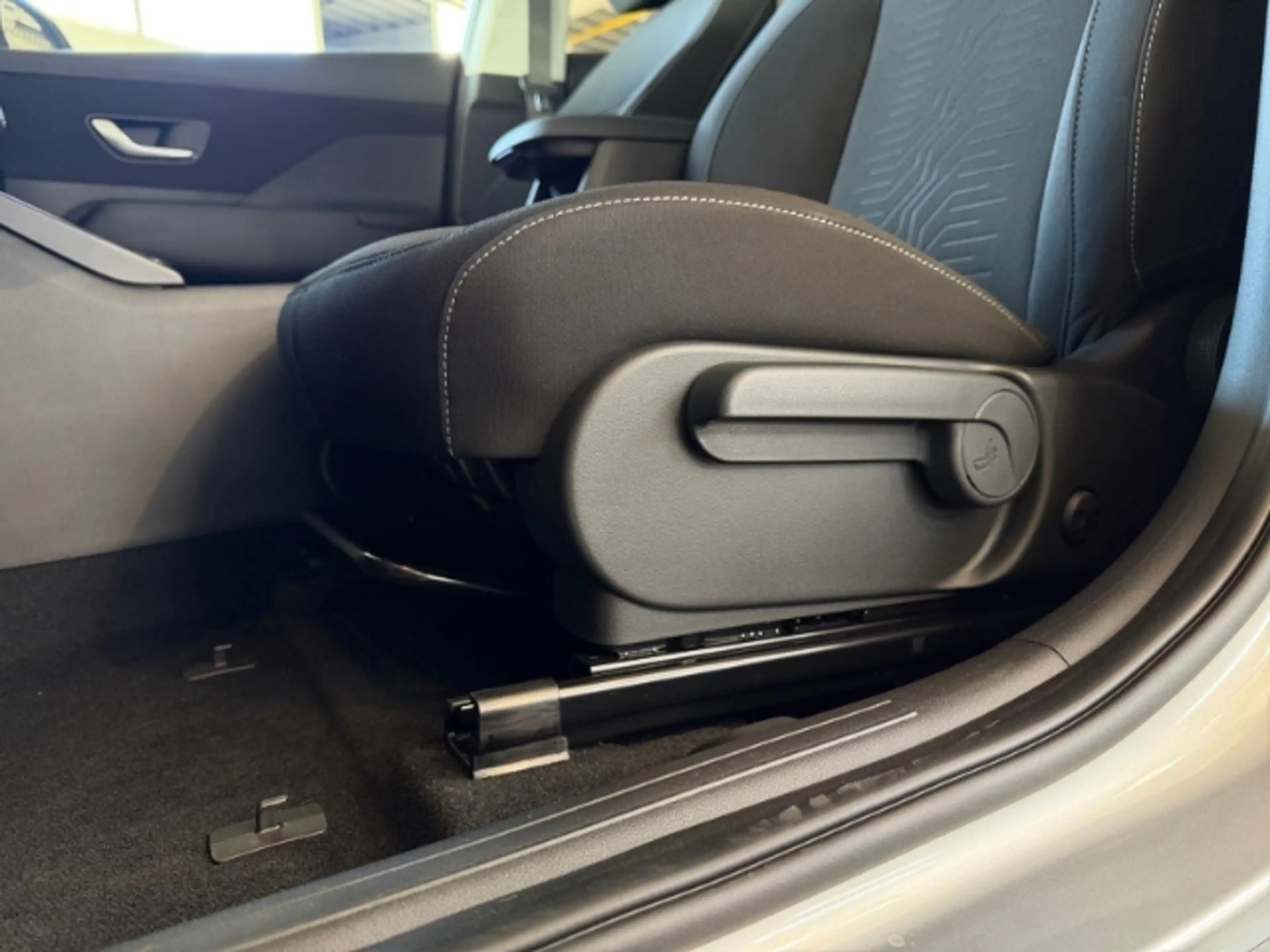 Hyundai KONA 2WD EV (MY27) 65kWh (204 PS)2WD Trend+el. Heckklap — photo 15