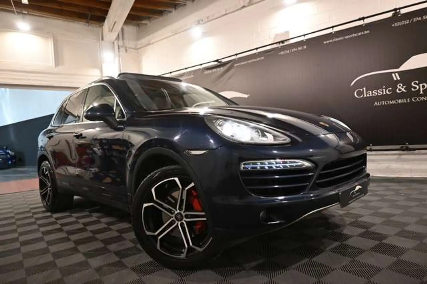 Porsche Cayenne 3.0 D V6 PACK SPORT / TOIT PANO / ATTELAGE ELEC !! Blau - 2