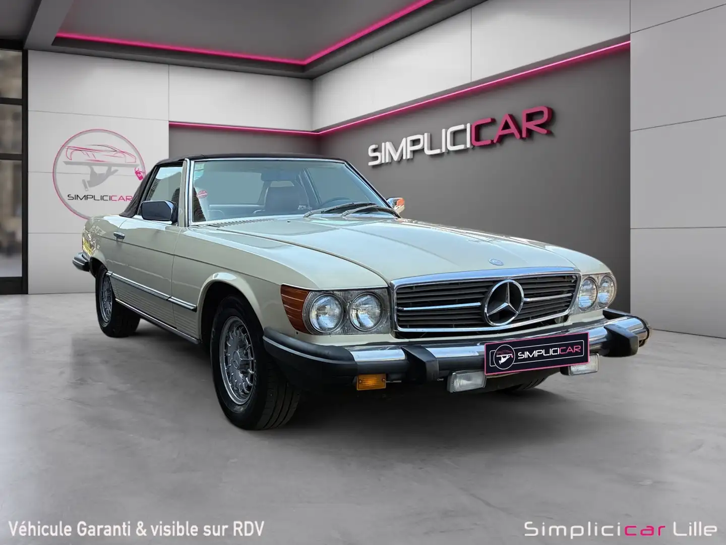 Mercedes-Benz Beige - 1