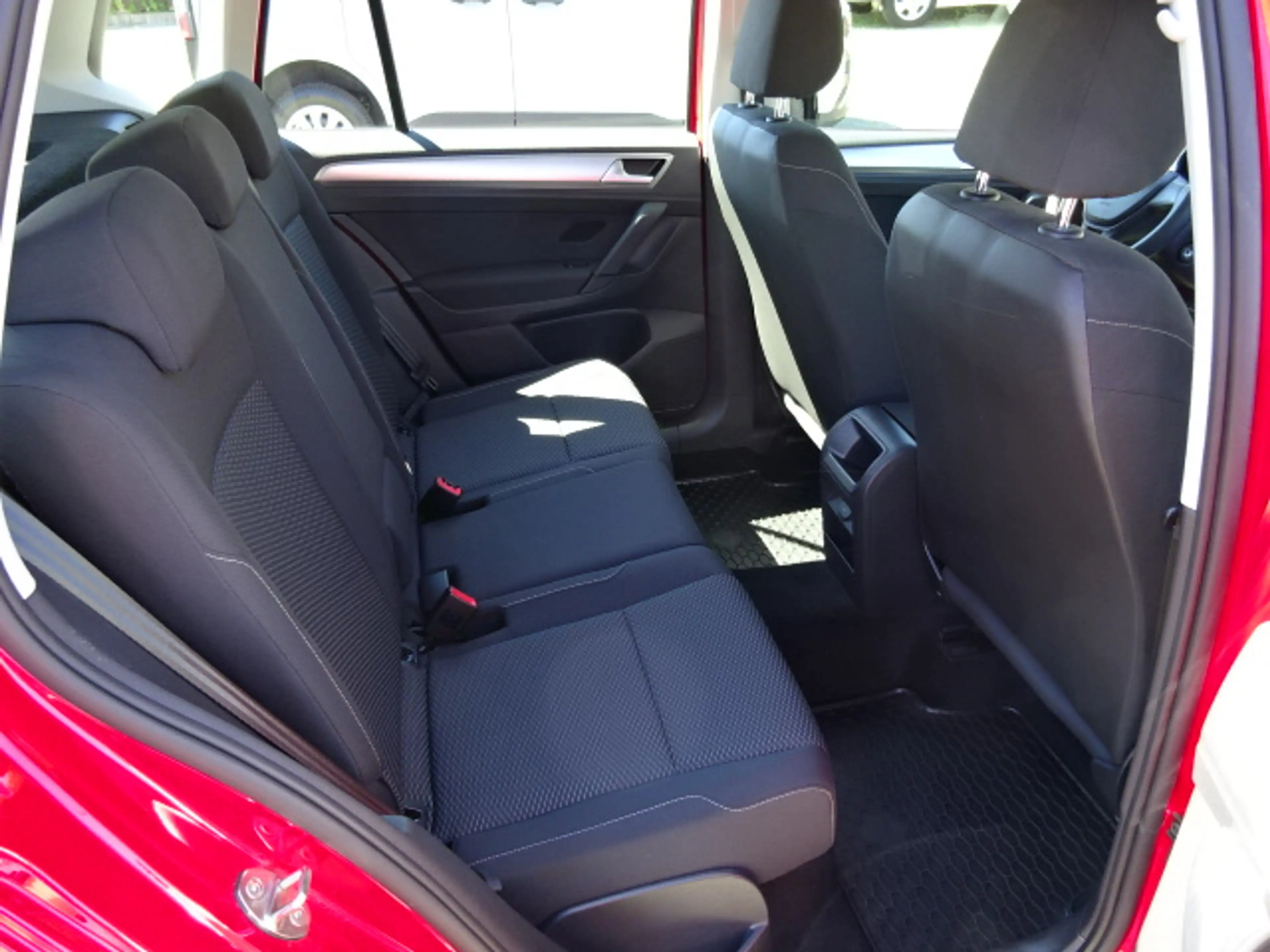 Volkswagen Golf Sportsvan Trendline *Licht+Sicht+Winter-Paket* — photo 9