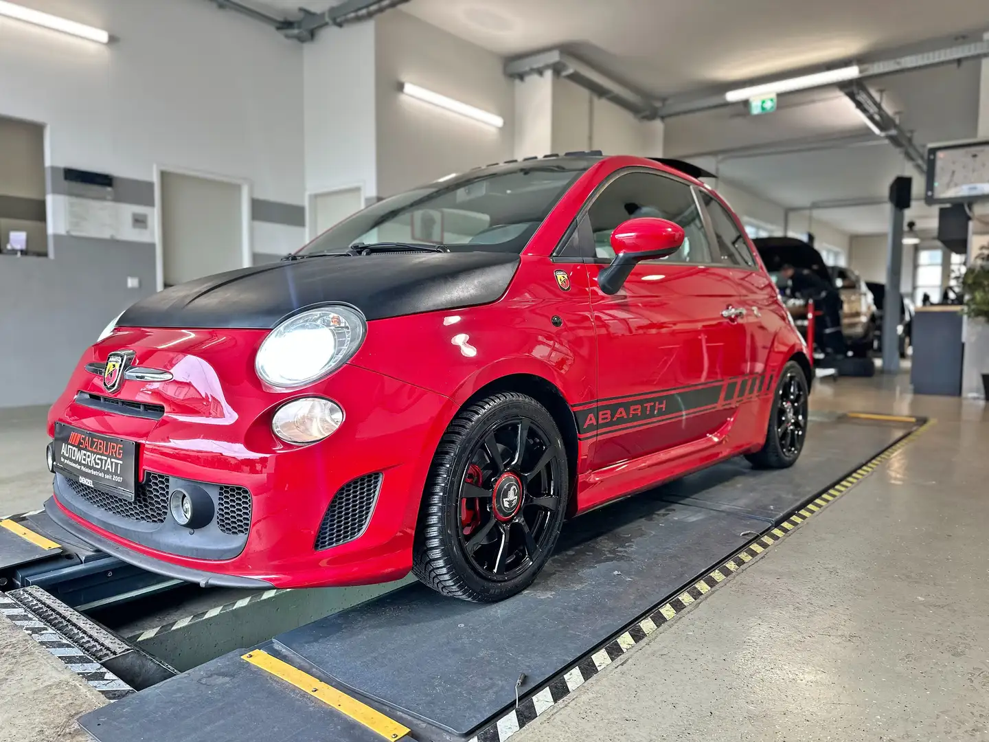 Abarth 500 Sport 170PS | Xenon | Apple Carplay | 8-fach ber. Rot - 2