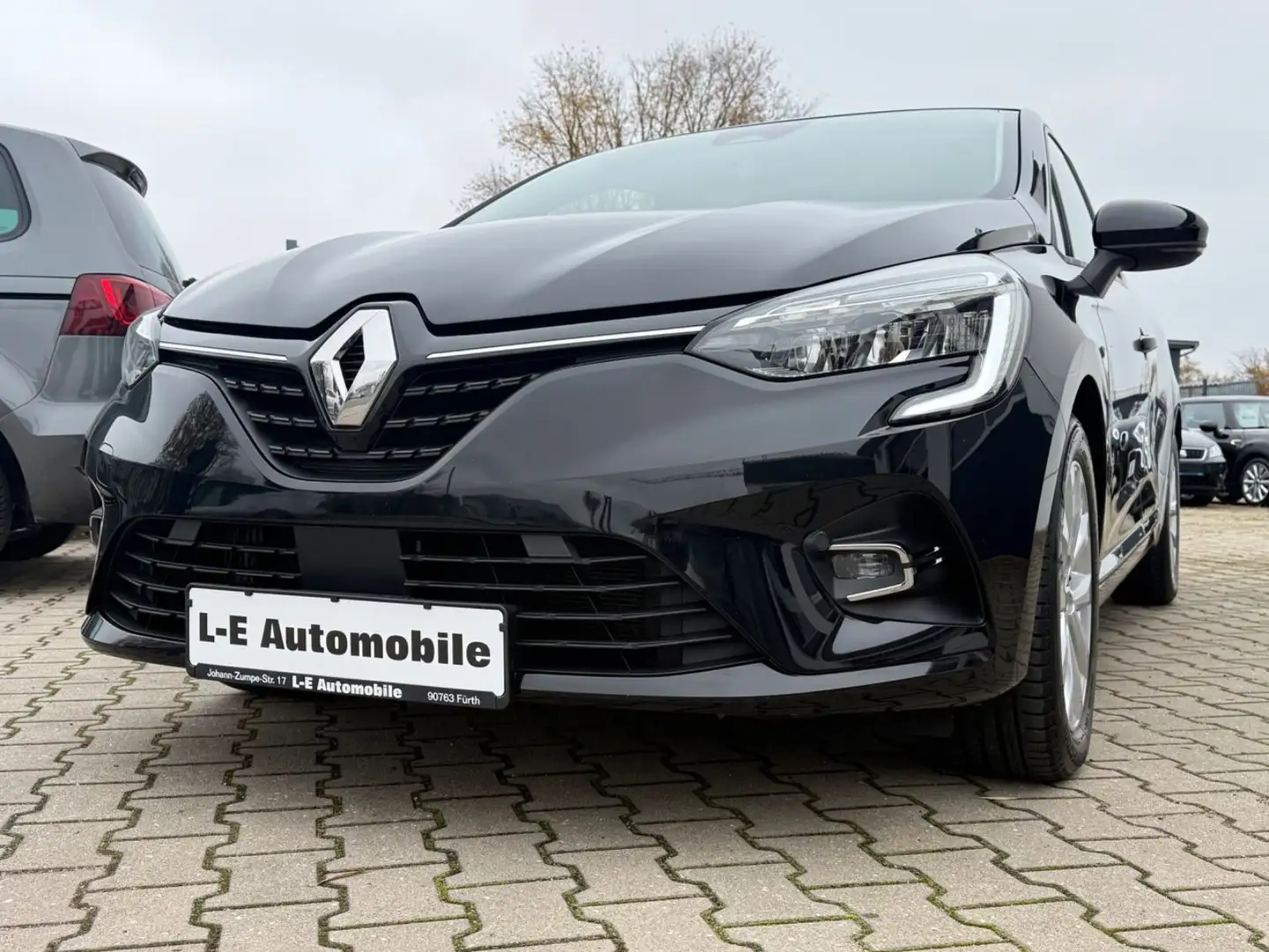 Renault Clio TCe 100 Experience *LED/NAVI/KLIMAAUT/PDC.. Noir - 1