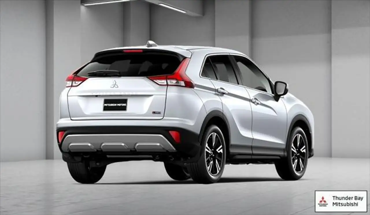 Mitsubishi Eclipse Cross снимка Mitsubishi Eclipse Cross