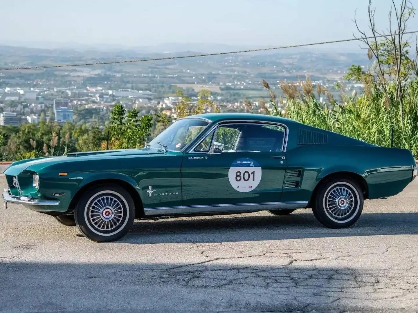 Ford Mustang Mustang Fastback 2.3 EcoBoost Verde - 1