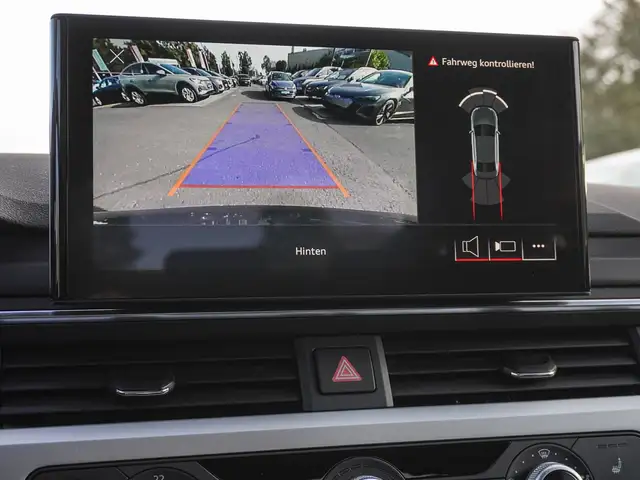 Audi A4 view 13