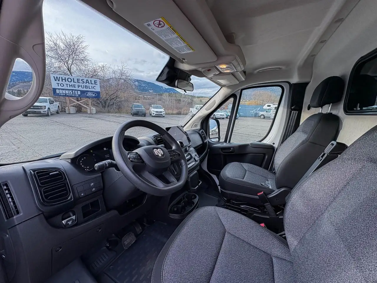 RAM ProMaster 1500 снимка RAM ProMaster 1500