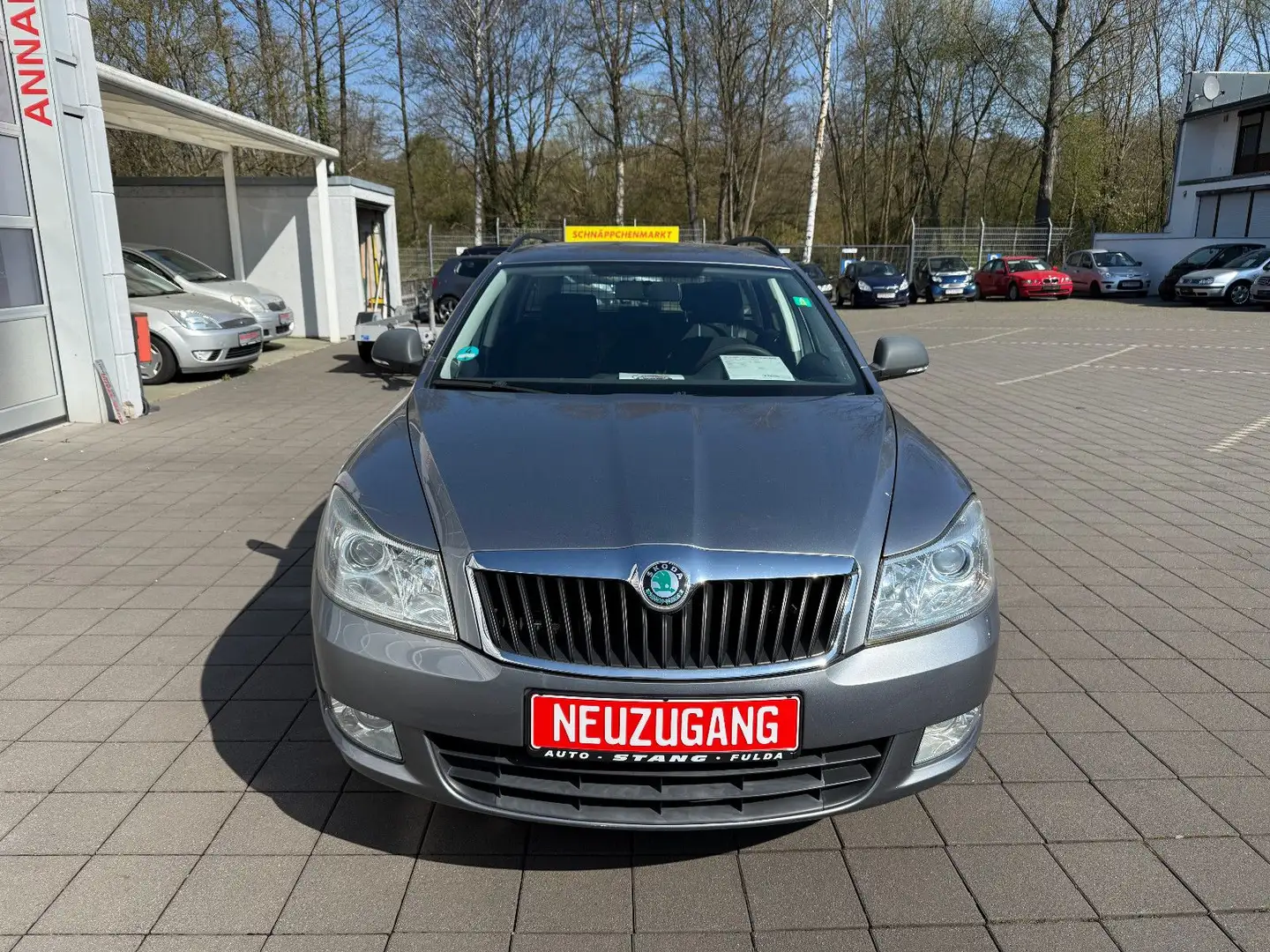 Skoda Octavia Combi Active*1.HAND+SOMMER/WINTER+KLIMA* Grau - 2