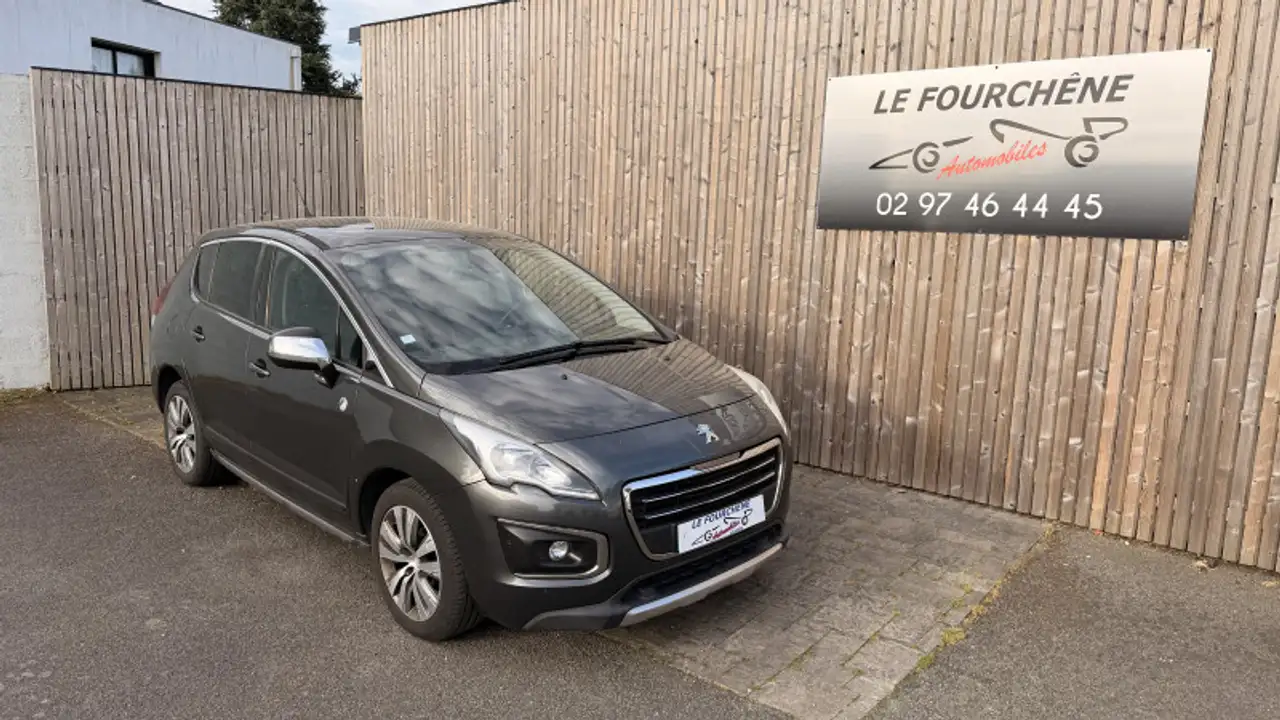 Peugeot 3008 1.6 BLUEHDI 120CH CROSSWAY S\\u0026S EAT