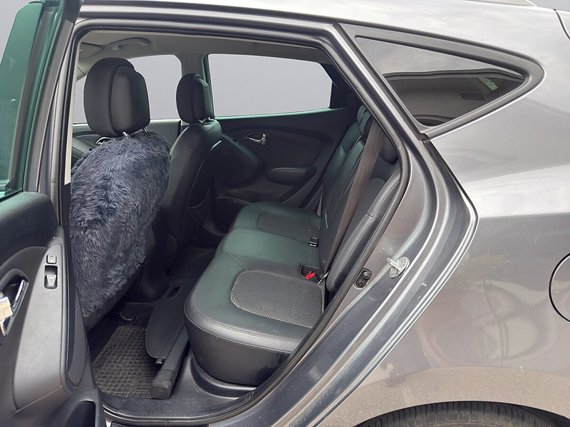 Hyundai iX35 1,7 CRDi Premium DPF — photo 12