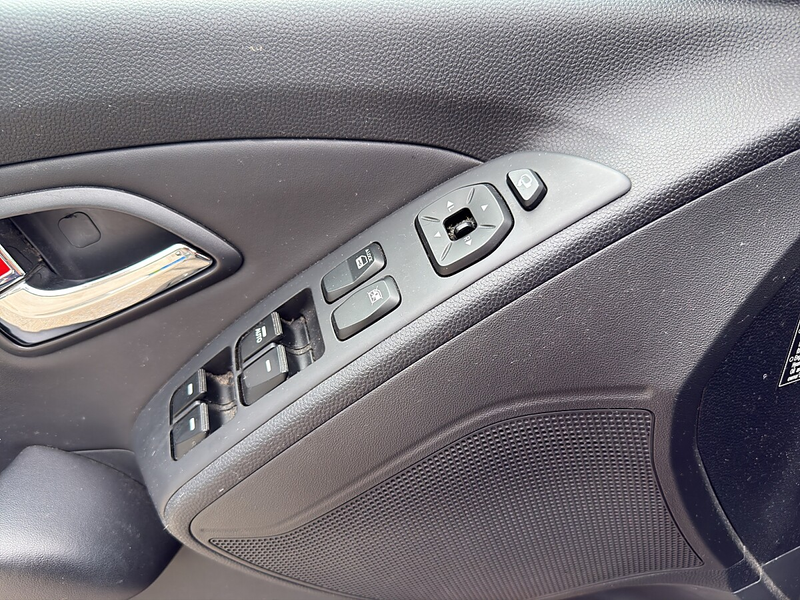 Hyundai iX35 1,7 CRDi Premium DPF — photo 11