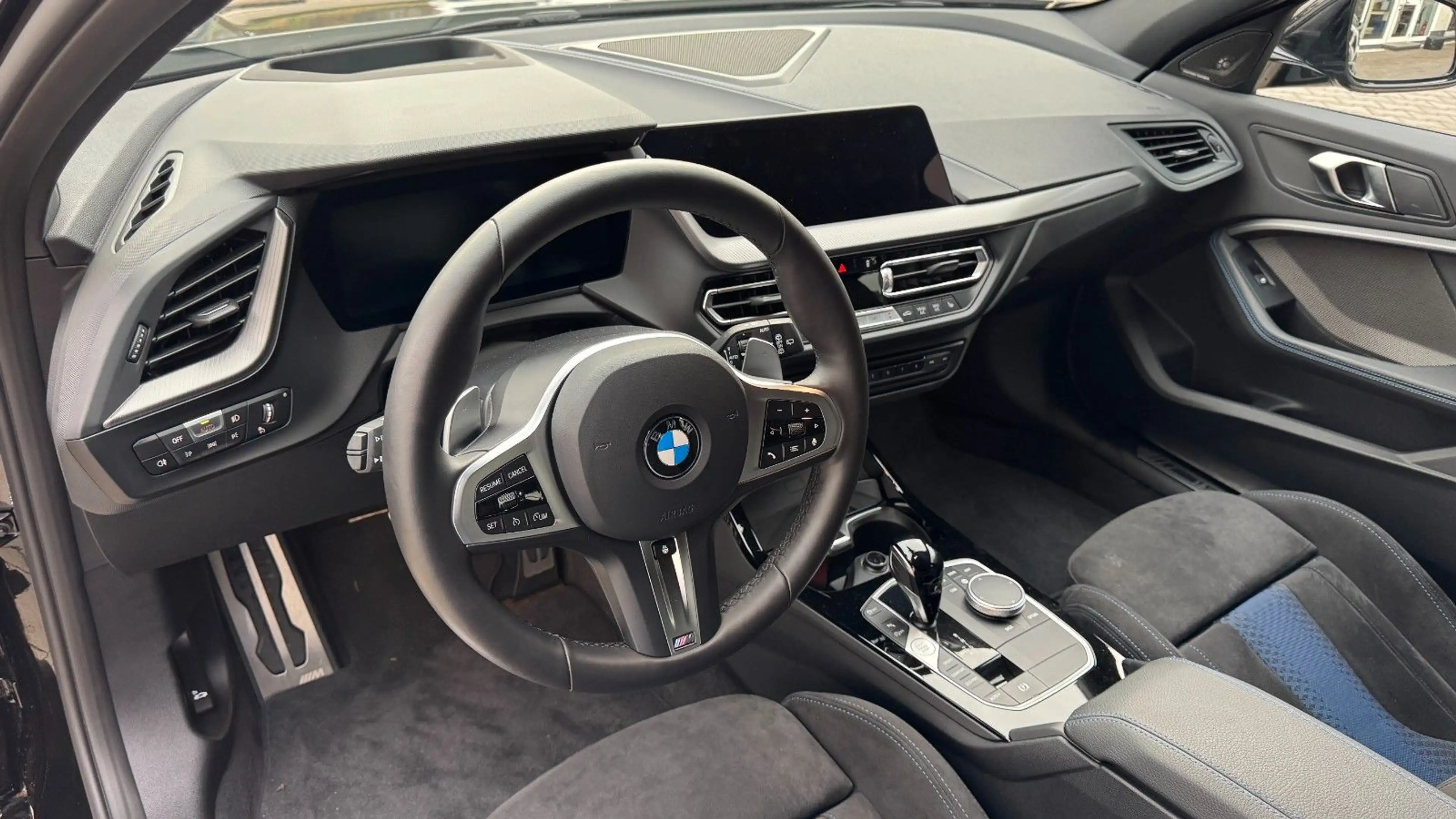 BMW 135 i Edition Colorvision Komf DAB H&K Lenkheiz — photo 12
