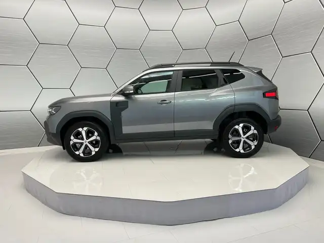 Dacia Duster view 3