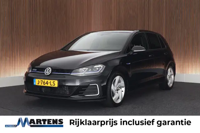 Volkswagen Golf GTE 1.4 TSI 204pk PHEV Trekhaak LED ACC Navigatie Park