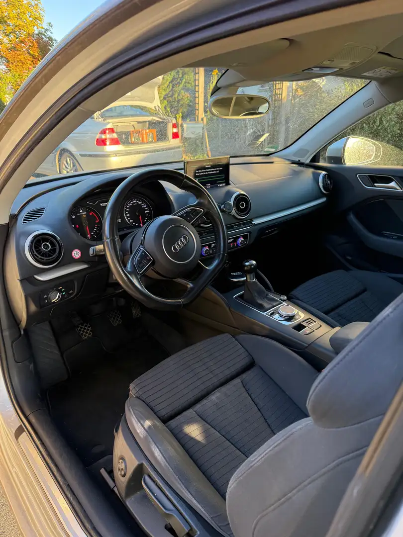 Audi A3 A3 Diesel 2.0 TDI Ambition Silber - 2