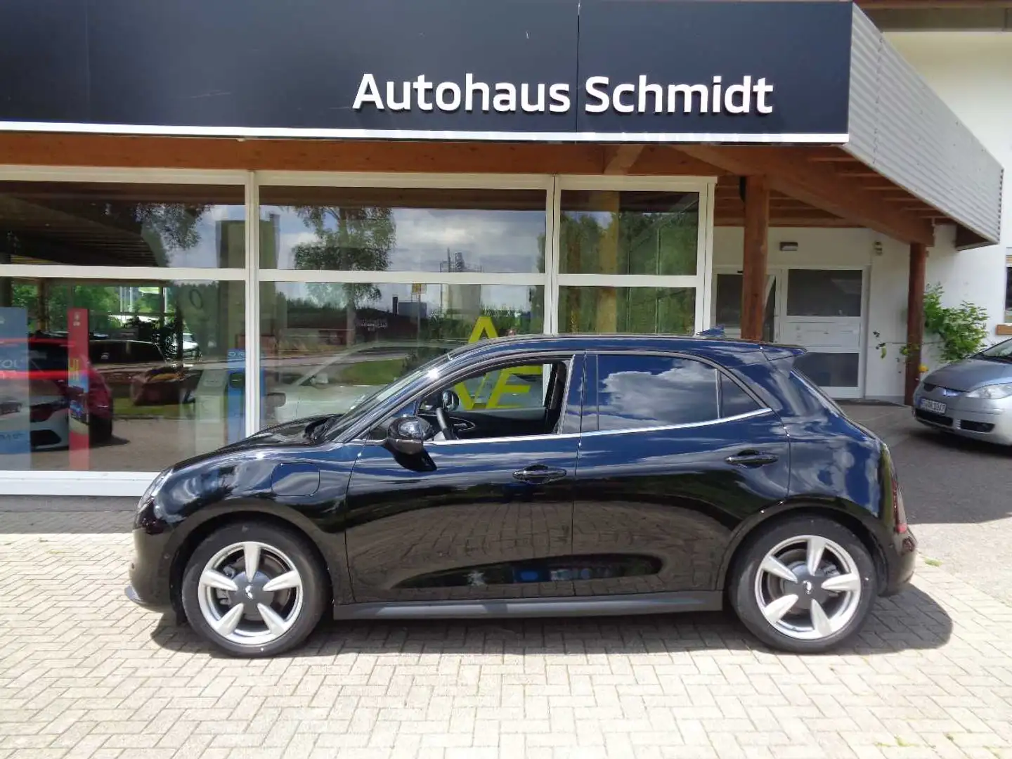 GWM ORA 03 400 PRO+ ELEKTRO Schwarz - 1