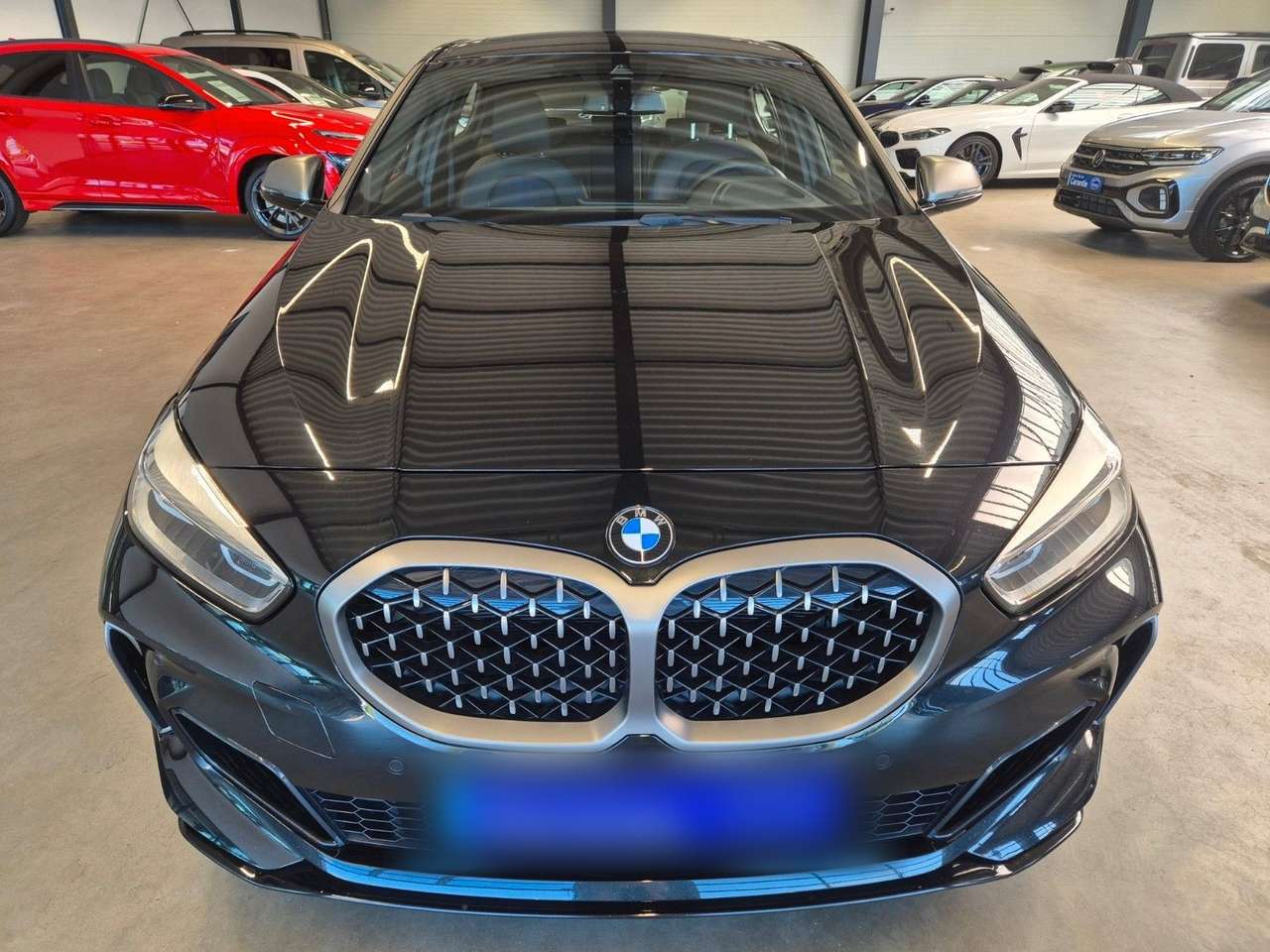 BMW-135-i XDRIVE H&K HUD LASER PANO KOMFORTZUGANG