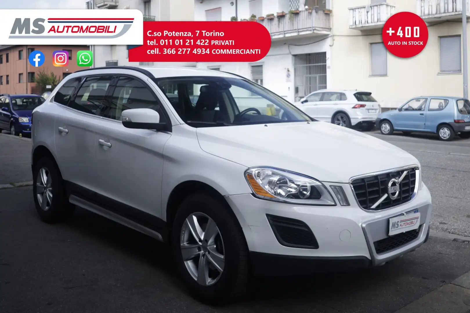 Volvo XC60 Volvo XC60 D5 AWD Geartronic Kinetic Unicoproprie Bianco - 1