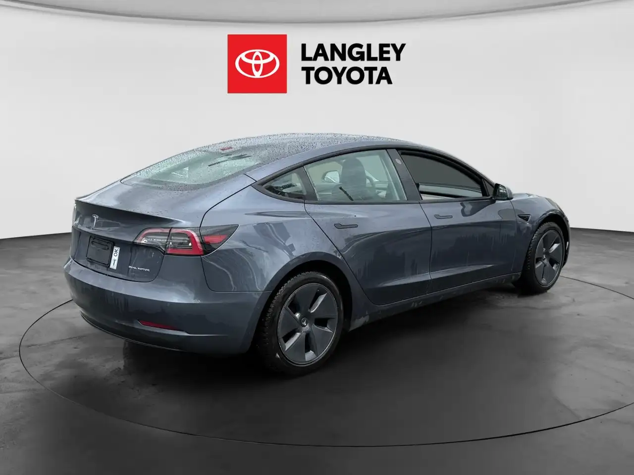 Tesla Model 3 photo Tesla Model 3