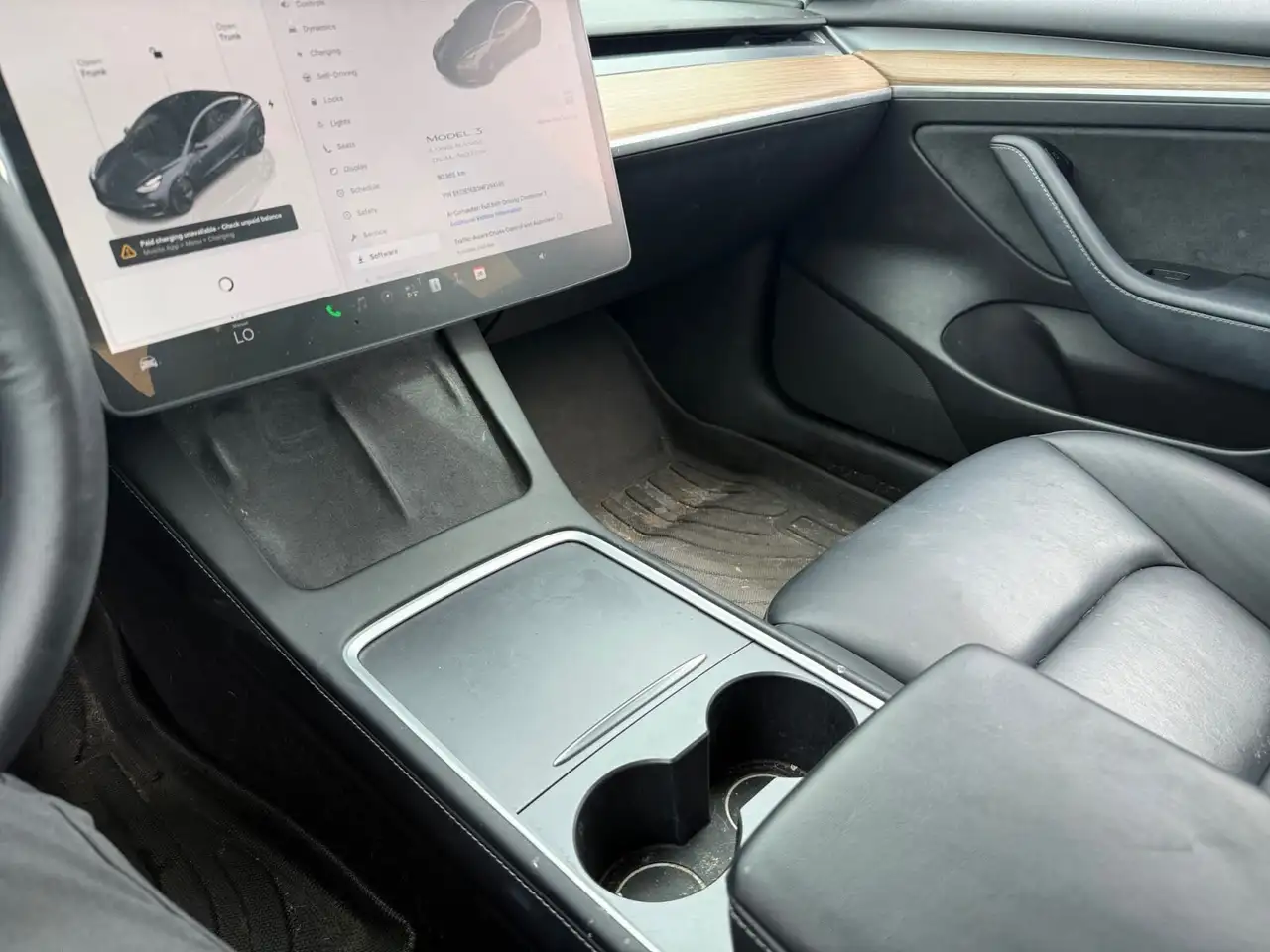 Tesla Model 3 photo Tesla Model 3