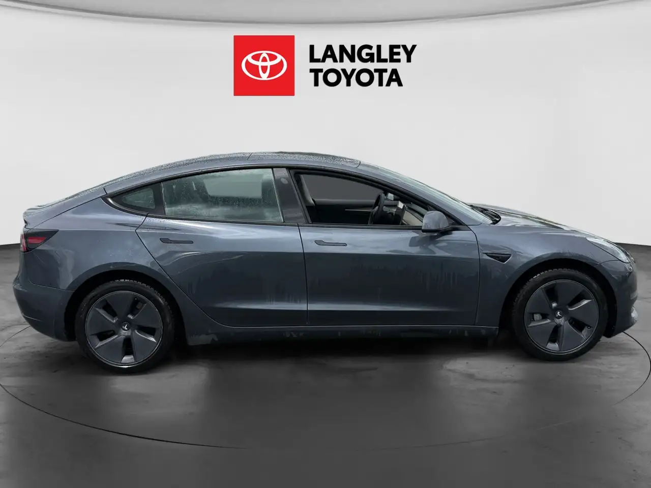 Tesla Model 3 photo Tesla Model 3