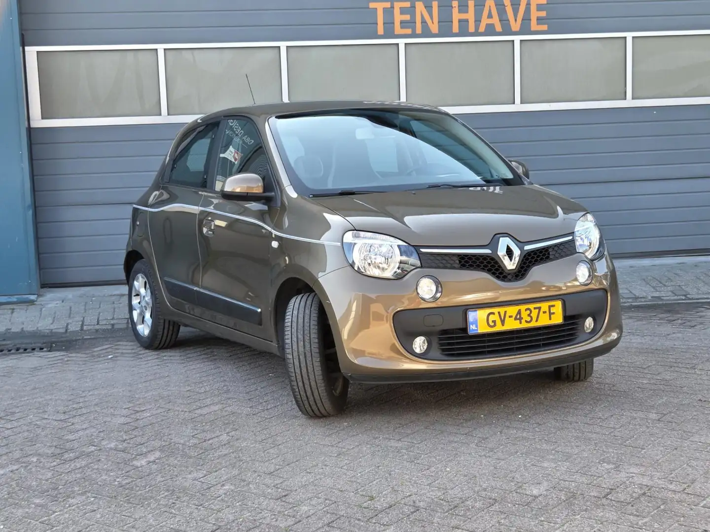 Renault Twingo 0.9 GT TURBO | 91PK | NAP | START/STOP | APK | Bruin - 1