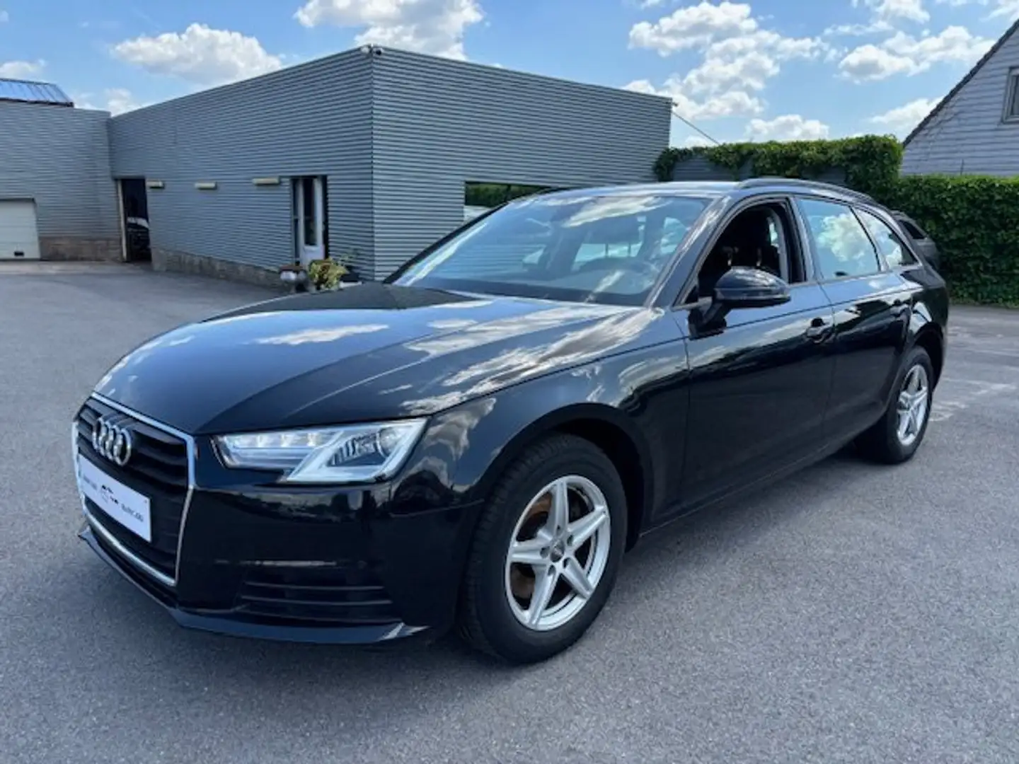 Audi A4 A4 Avant 2.0 TDI Noir - 1