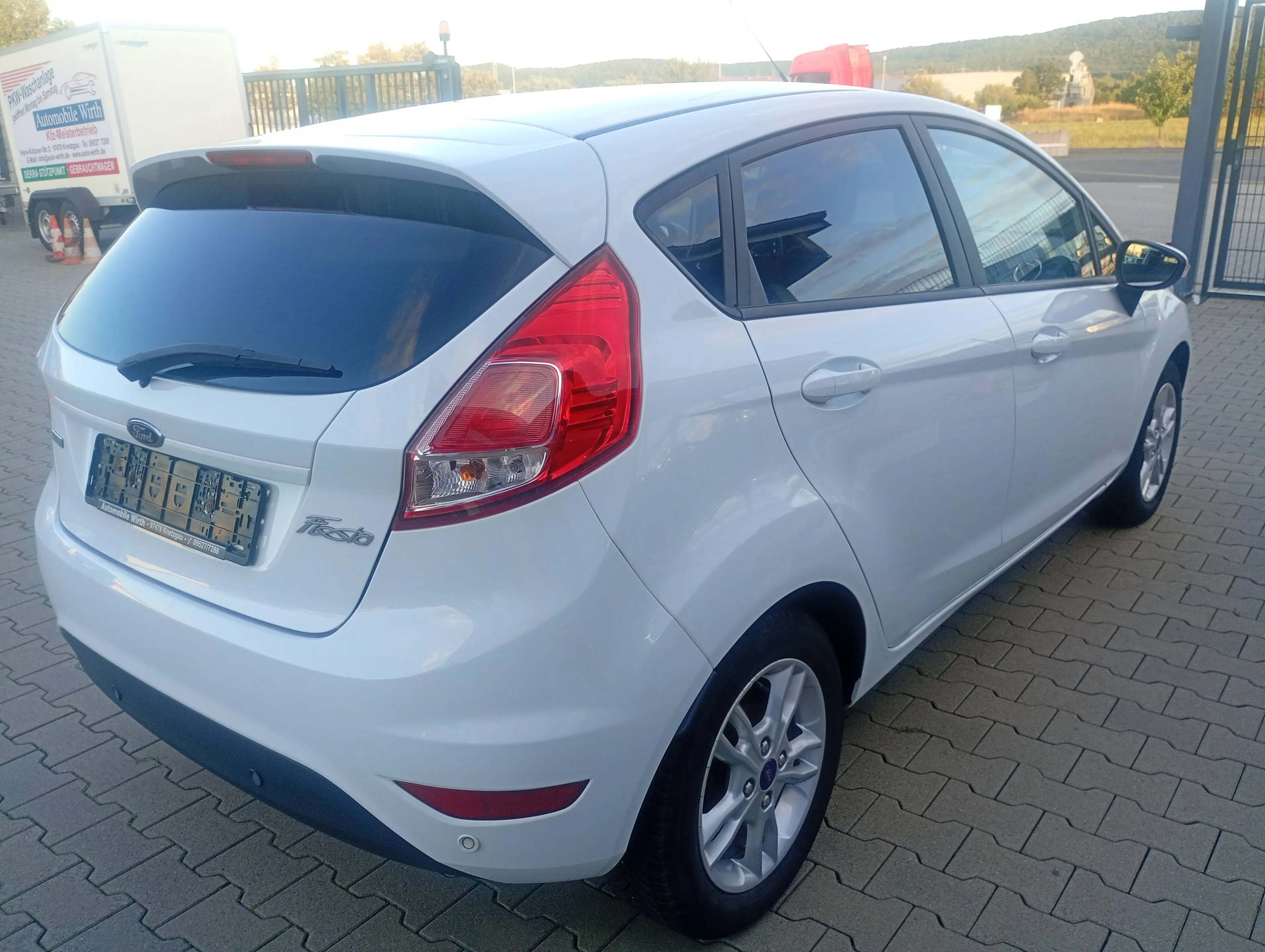 Ford Fiesta 1,0 EcoBoost Celebration — photo 5