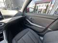 BMW 320 d xDrive Touring Aut. Rot - thumbnail 26