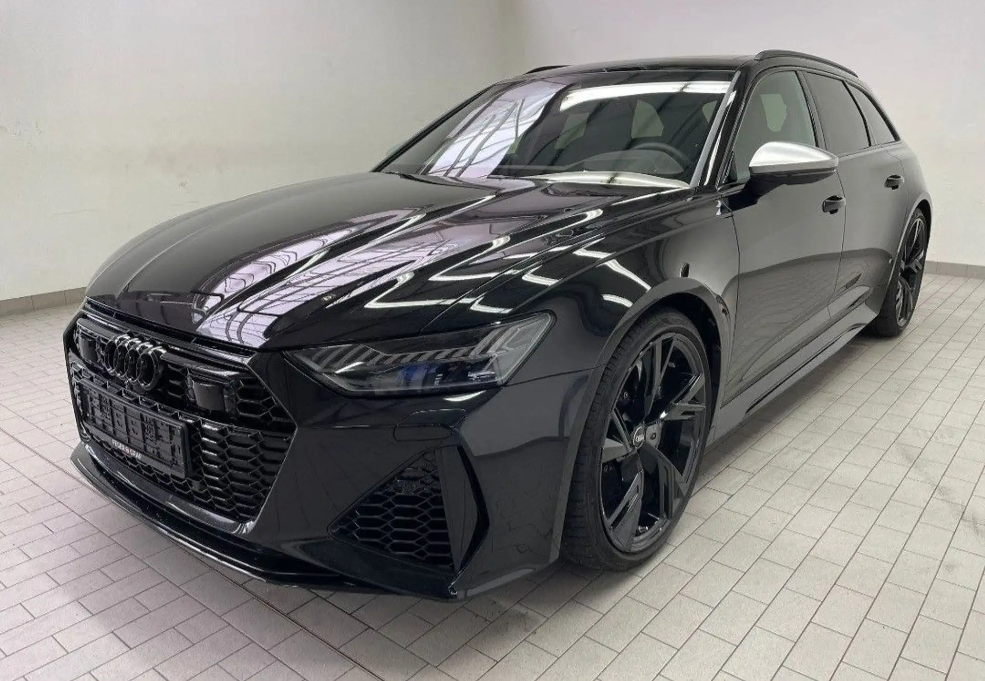 아우디 Audi RS6 4.0 TFSI 2021 검정 사진 3