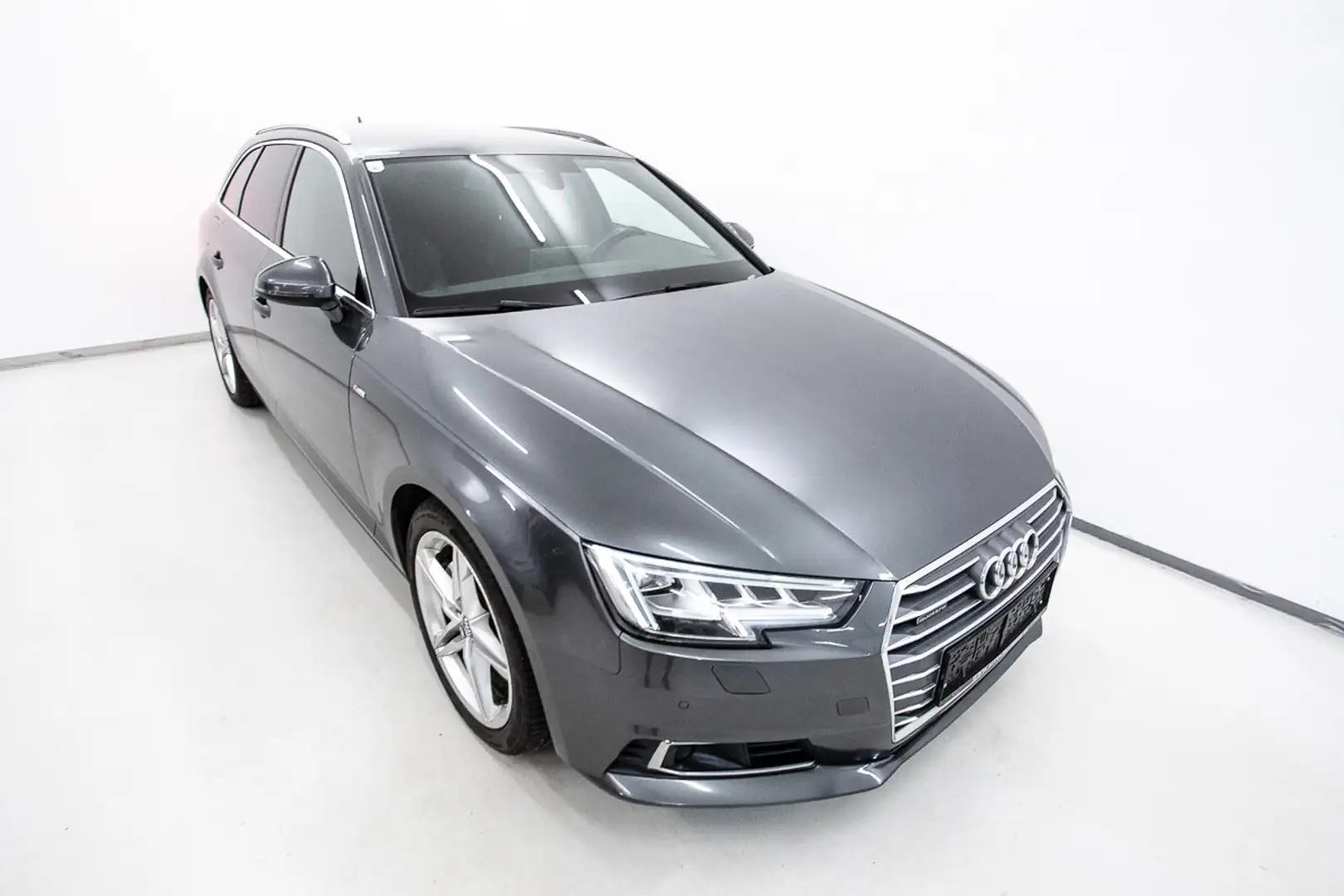 Audi A4 Avant 2,0 TDI quattro Sline S-tronic | Kamera |... Grau - 2