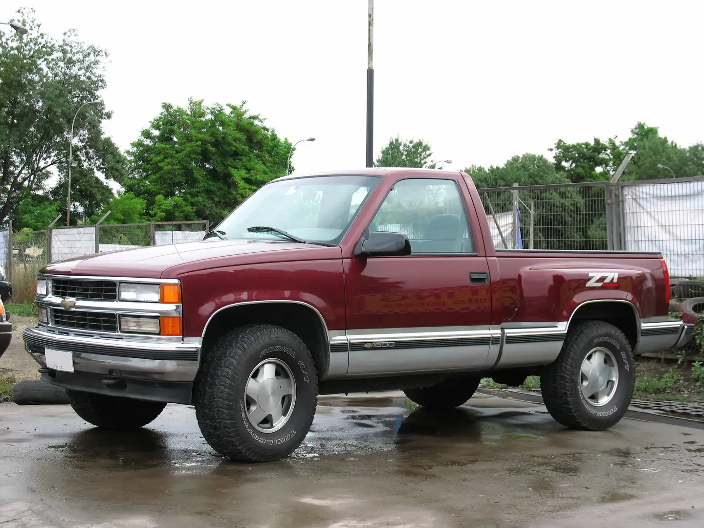 Chevrolet Silverado LEGGERE INFO !!!SPORTSIDE Z71 5.3 V8 4x4 Rojo - 2